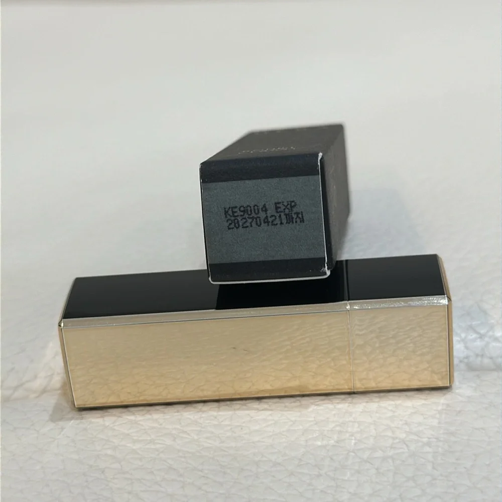 NIB HERA ROUGE CLASSY Travel Size